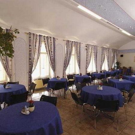 Hostel Junior Πράγα Εξωτερικό φωτογραφία