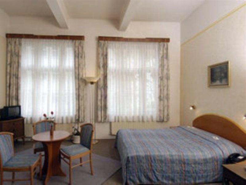 Hostel Junior Πράγα Εξωτερικό φωτογραφία